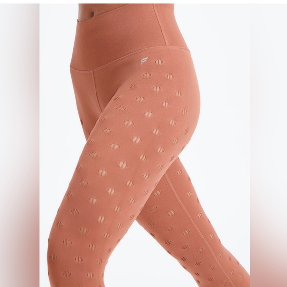 Fabletics SculptKnit High-Waisted 7/8
Leggings Medium in Toffee EUC 128 - Picture 3 of 3